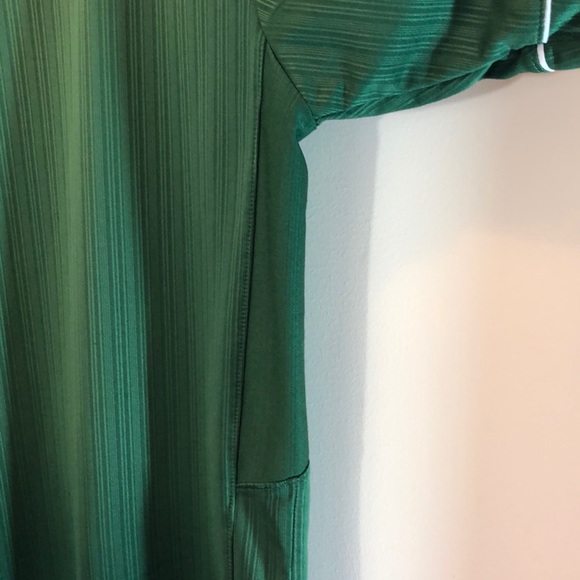 Nike Green Dri-Fit Shirt White Trim Size M - Picture 6 of 8